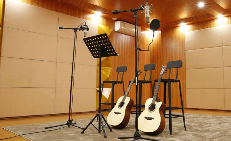 Code for acoustic design of recording studio buildings